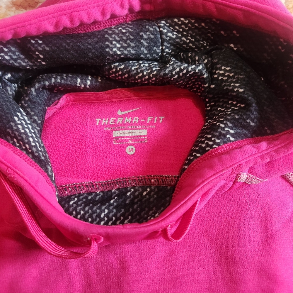 Nike pullover Therma-fit